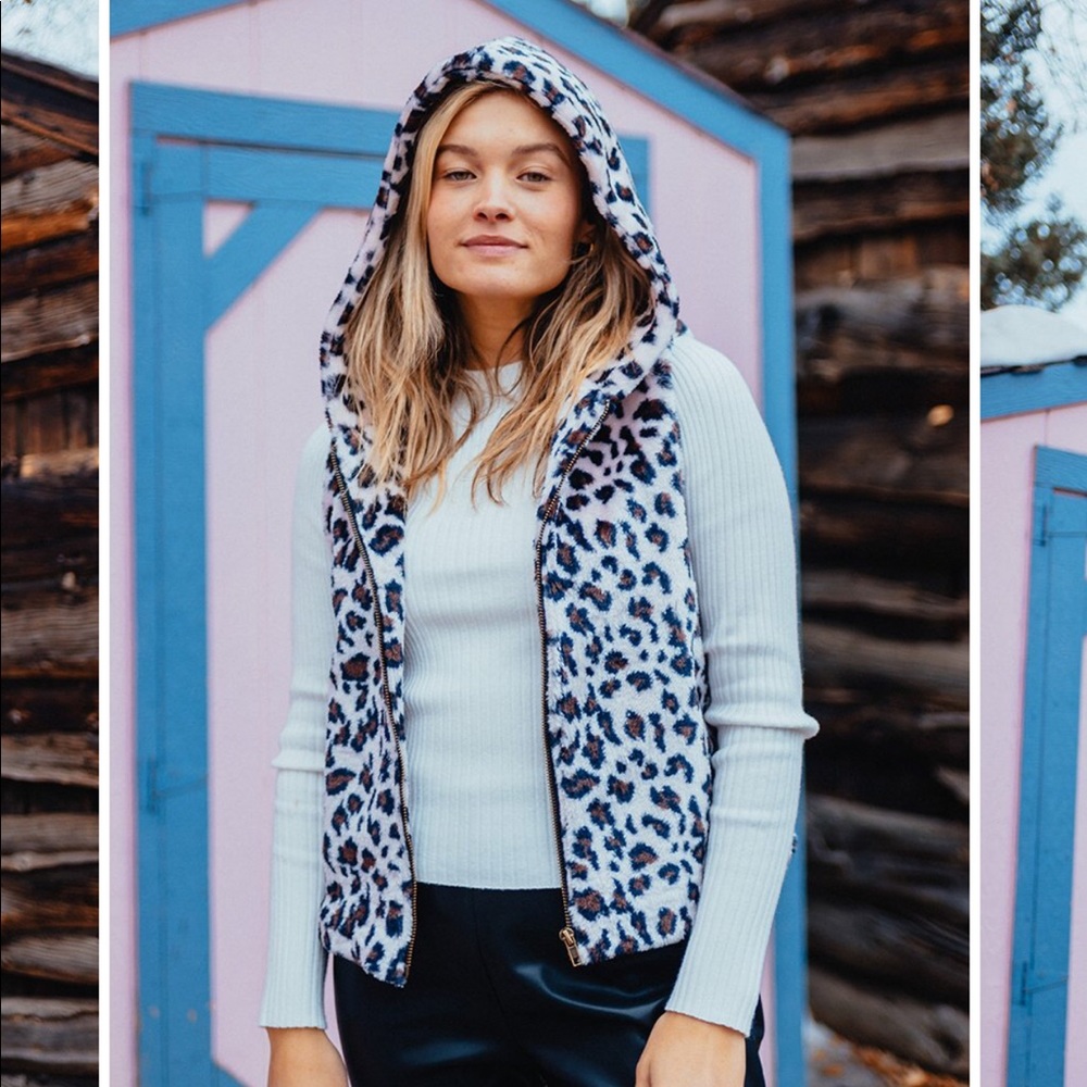 White/light pink Sally Leopard Vest